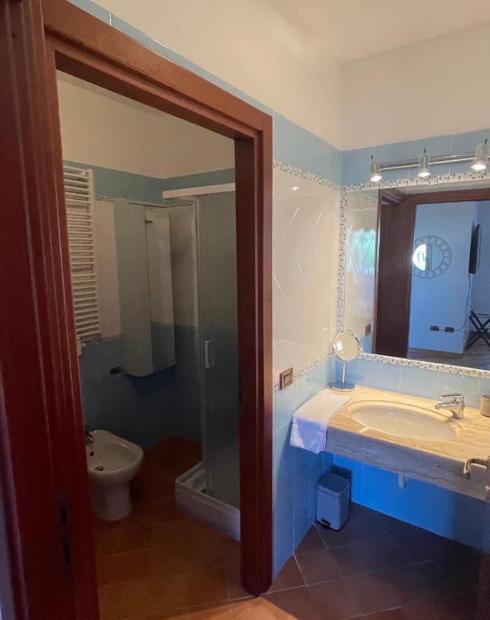 Flamingo Poetto Hotel Quartu SantʼElena Екстериор снимка